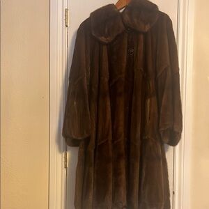 Elegant Brown Fur Coat